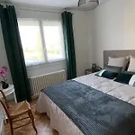 Maison 4 Personnes Dans Village Coeur Du Perche Avec Toutes Commodites Min 2 Nuits
