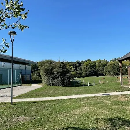 Maison 4 Personnes Dans Village Coeur Du Perche Avec Toutes Commodites Min 2 Nuits