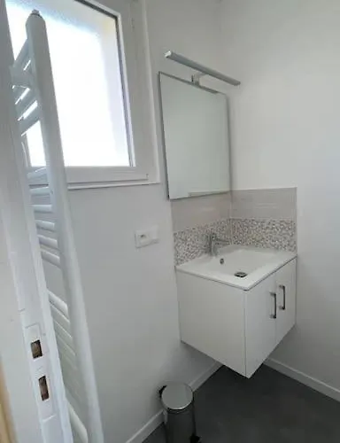 Maison 4 Personnes Dans Village Cœur Du Perche Avec Toutes Commodités Min 2 Nuits *