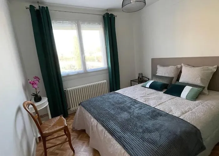 Maison 4 Personnes Dans Village Cœur Du Perche Avec Toutes Commodités Min 2 Nuits